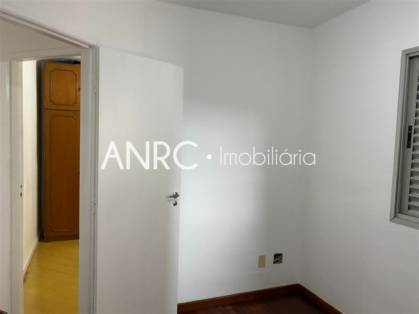 Apartamento para alugar com 3 quartos, 85m² - Foto 3