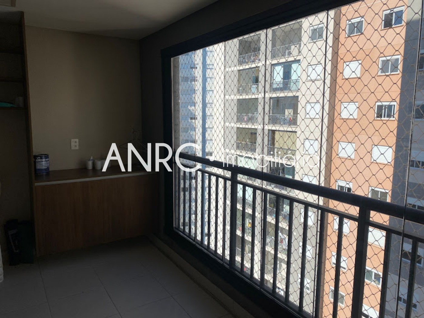 Apartamento para alugar com 2 quartos, 64m² - Foto 11