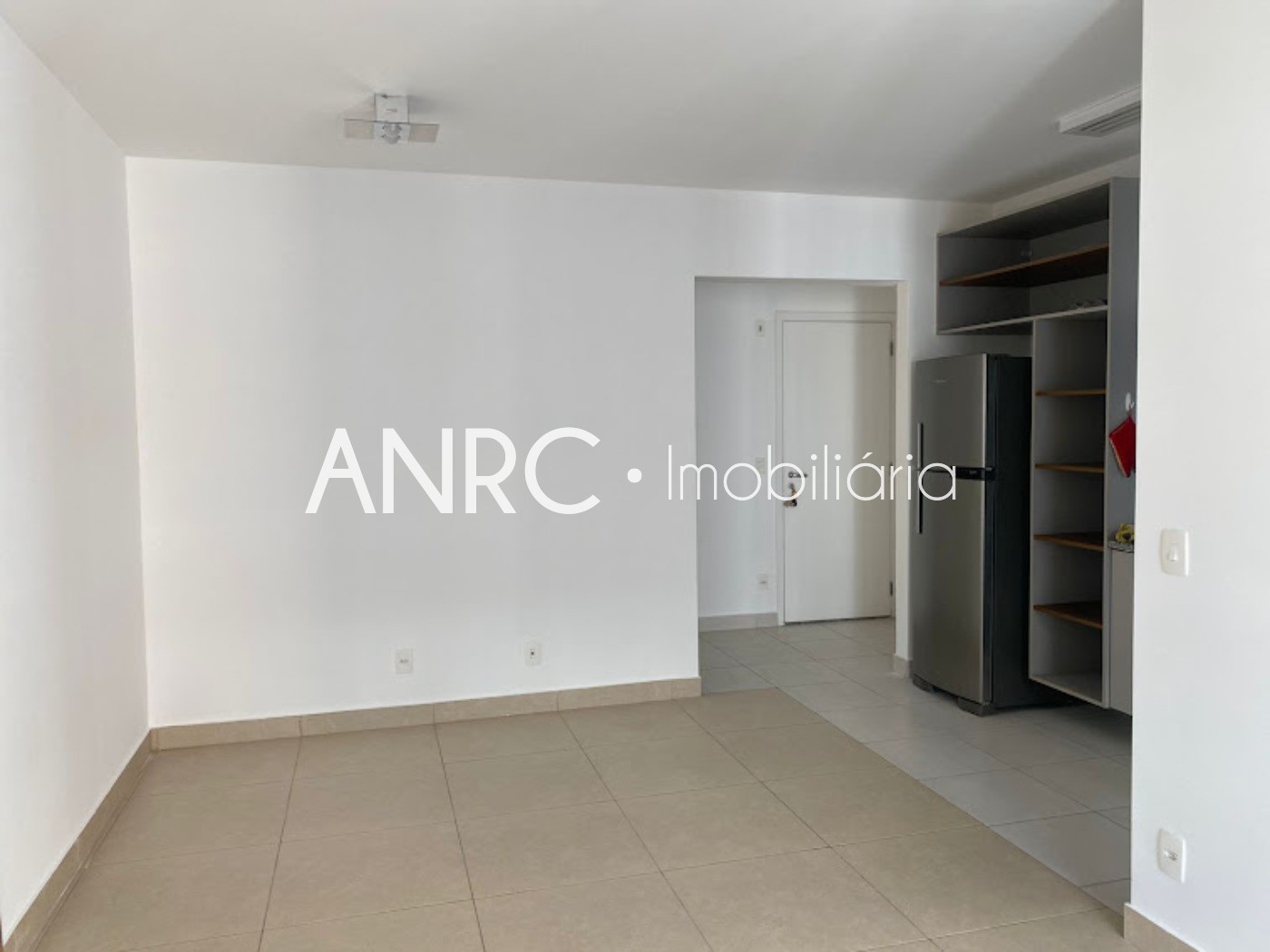 Apartamento para alugar com 2 quartos, 64m² - Foto 6