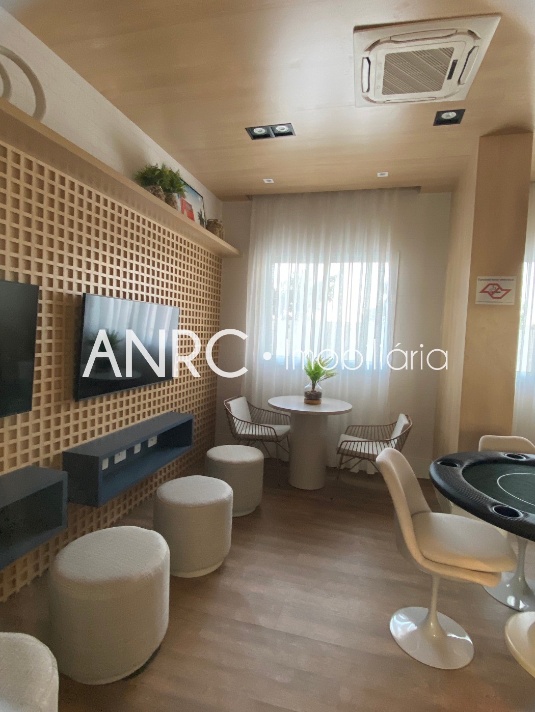 Apartamento à venda com 2 quartos, 45m² - Foto 17