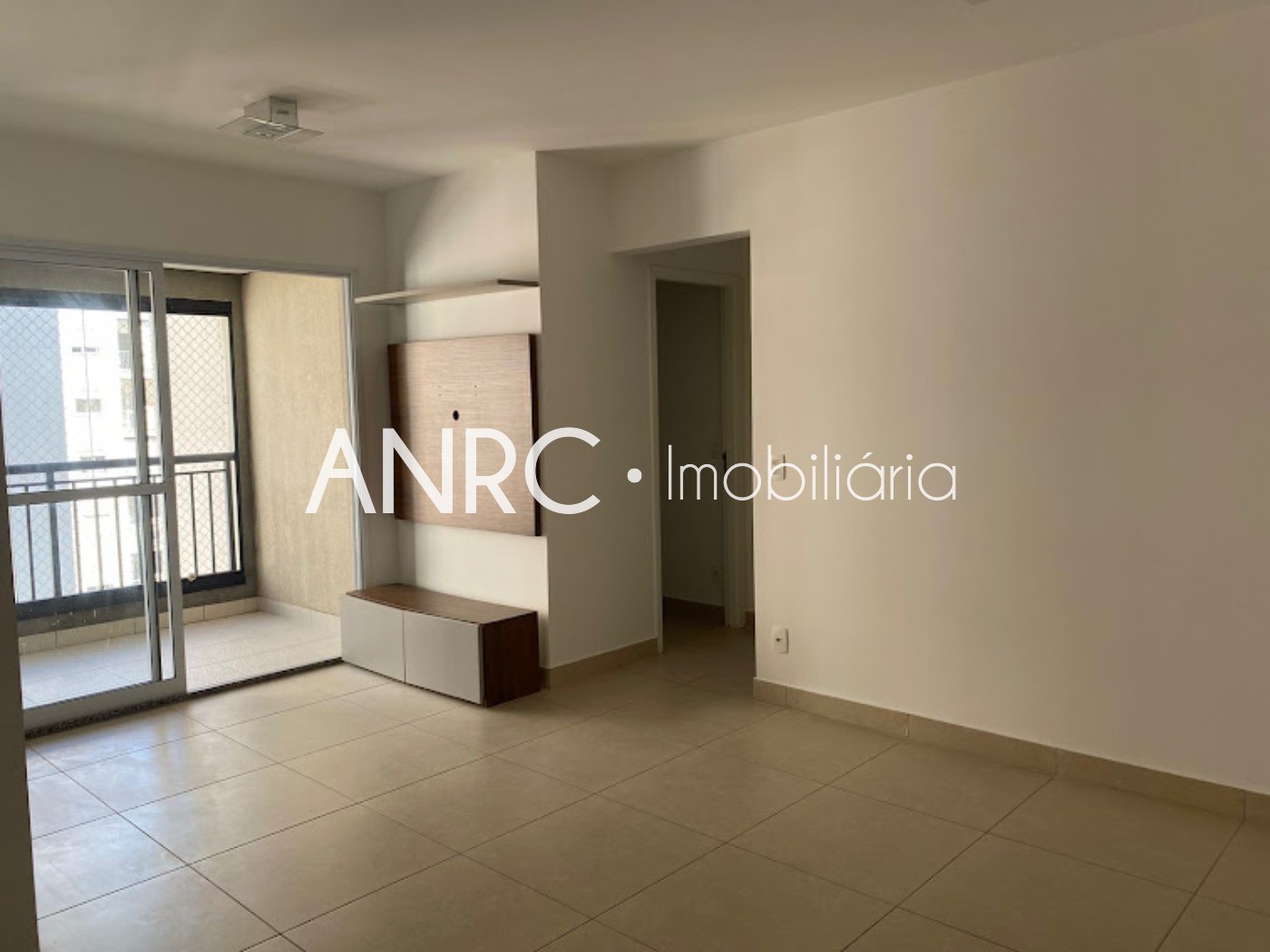 Apartamento para alugar com 2 quartos, 64m² - Foto 2