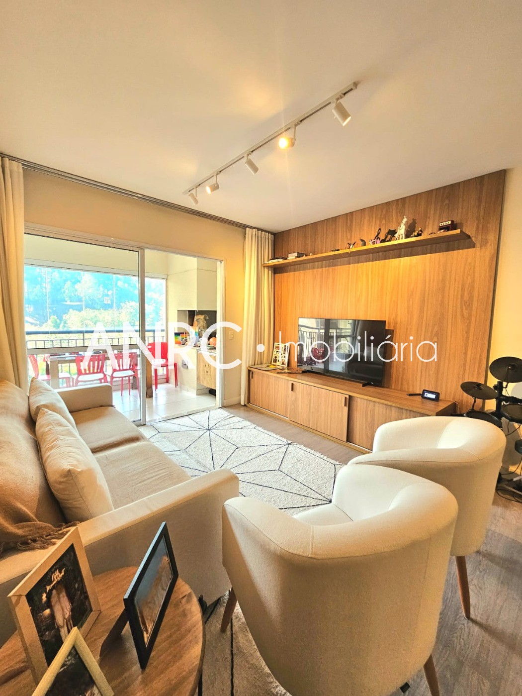 Apartamento à venda com 3 quartos, 110m² - Foto 5