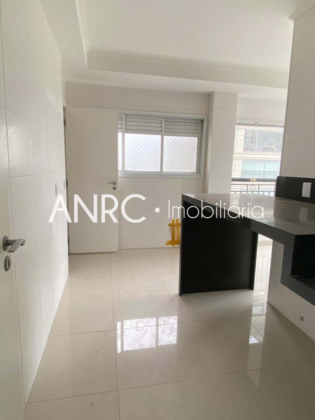 Apartamento à venda com 4 quartos, 274m² - Foto 31