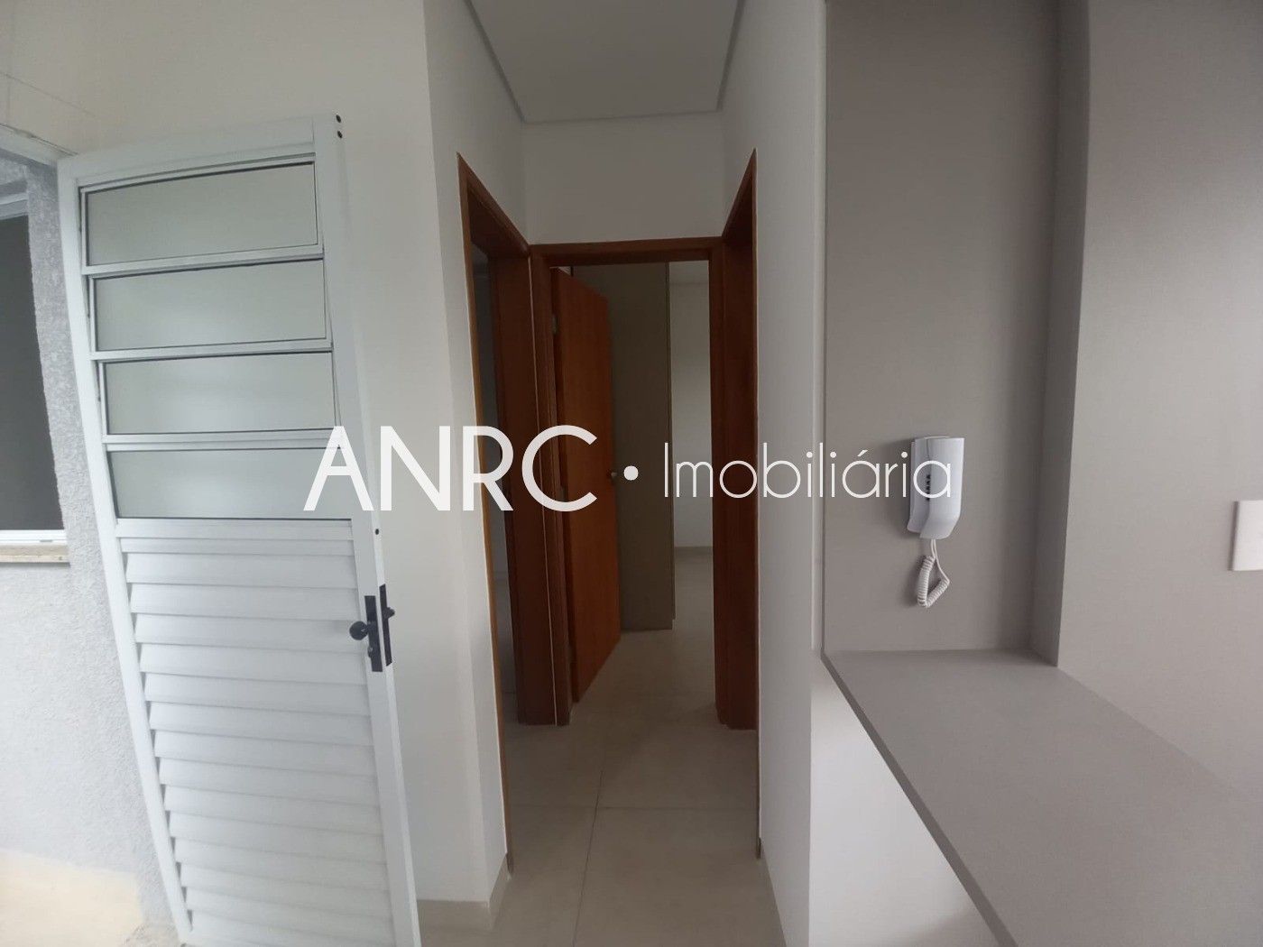 Apartamento à venda com 2 quartos, 40m² - Foto 9