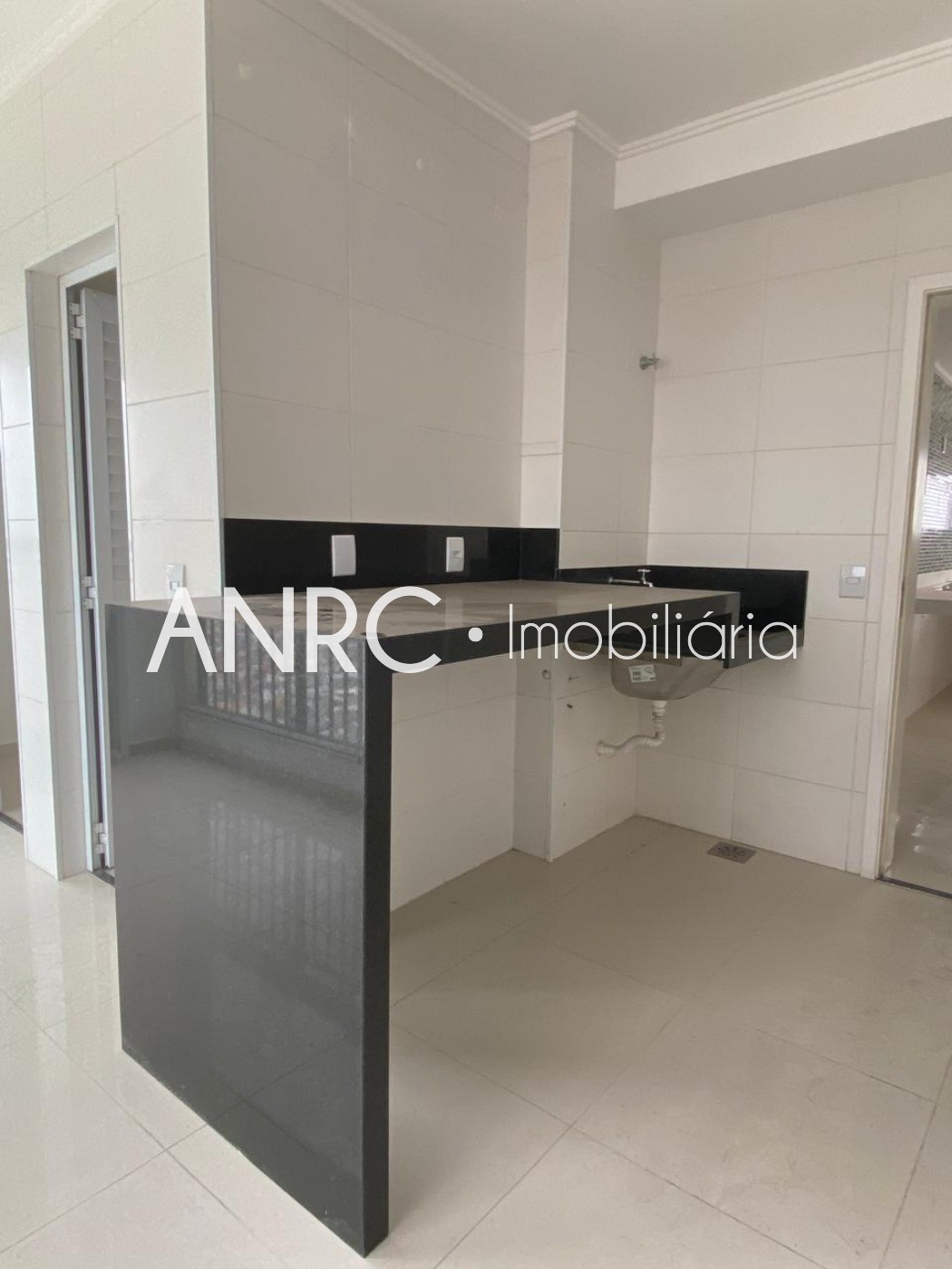 Apartamento à venda com 4 quartos, 274m² - Foto 28