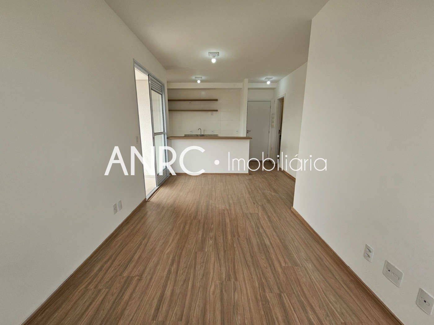 Apartamento à venda com 3 quartos, 73m² - Foto 2