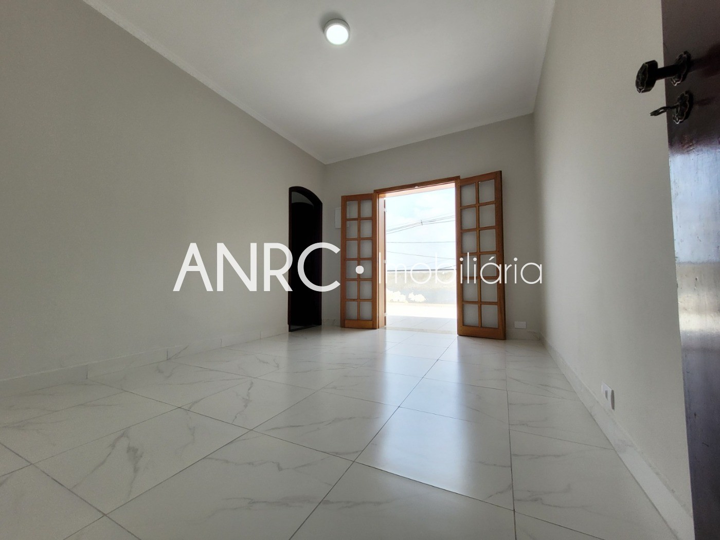 Casa à venda com 3 quartos, 170m² - Foto 18