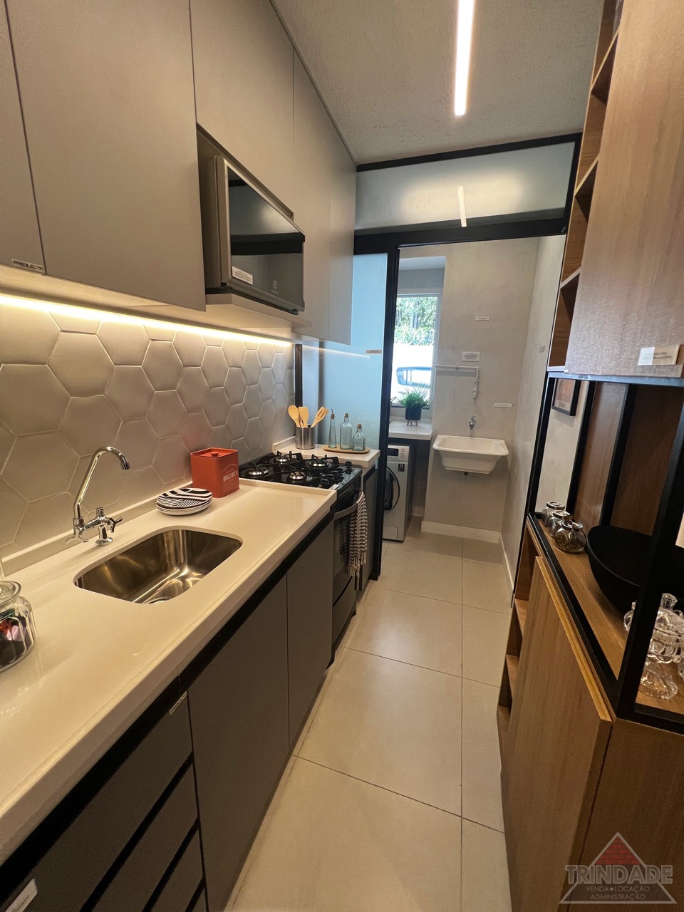 Apartamento à venda com 2 quartos, 42m² - Foto 5