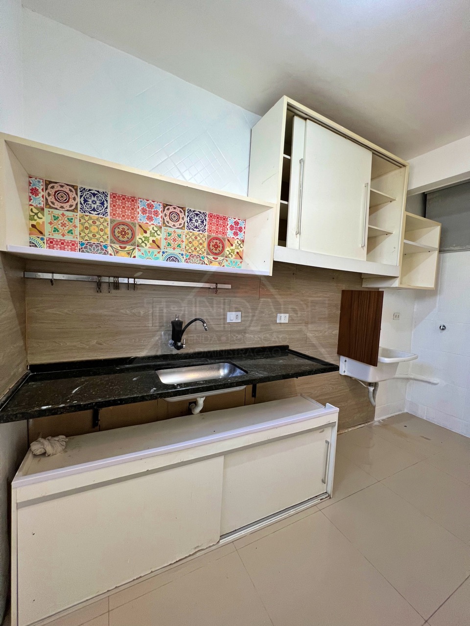 Apartamento à venda com 2 quartos, 68m² - Foto 5