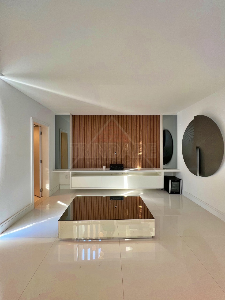 Casa à venda com 5 quartos, 340m² - Foto 4