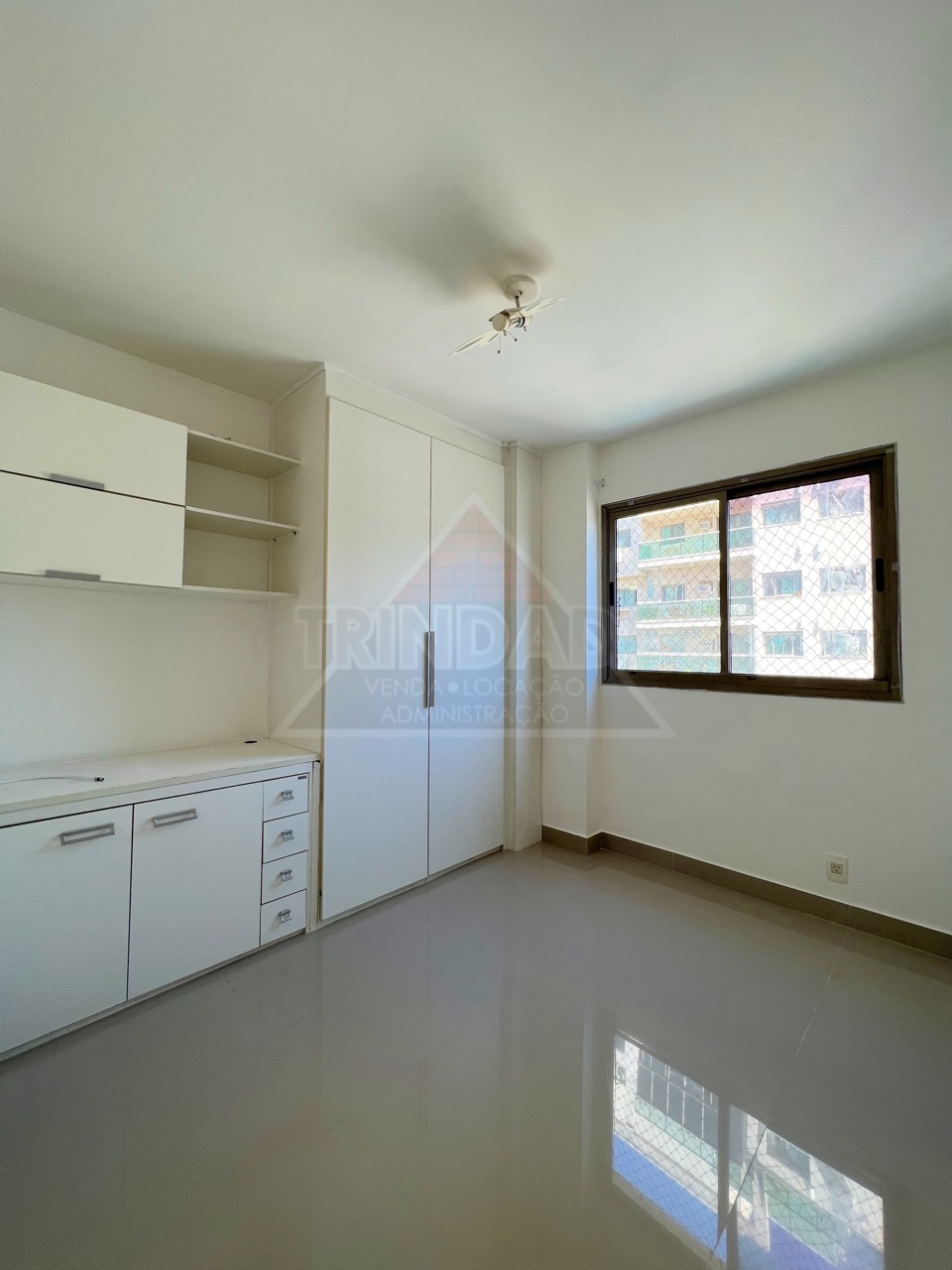 Apartamento à venda com 3 quartos, 104m² - Foto 11