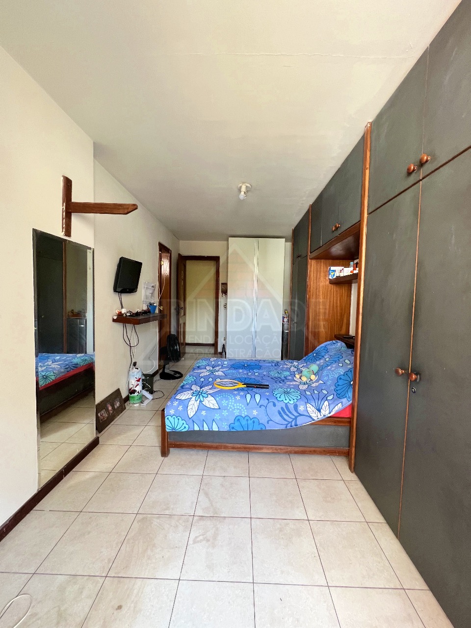 Apartamento à venda com 4 quartos, 190m² - Foto 11