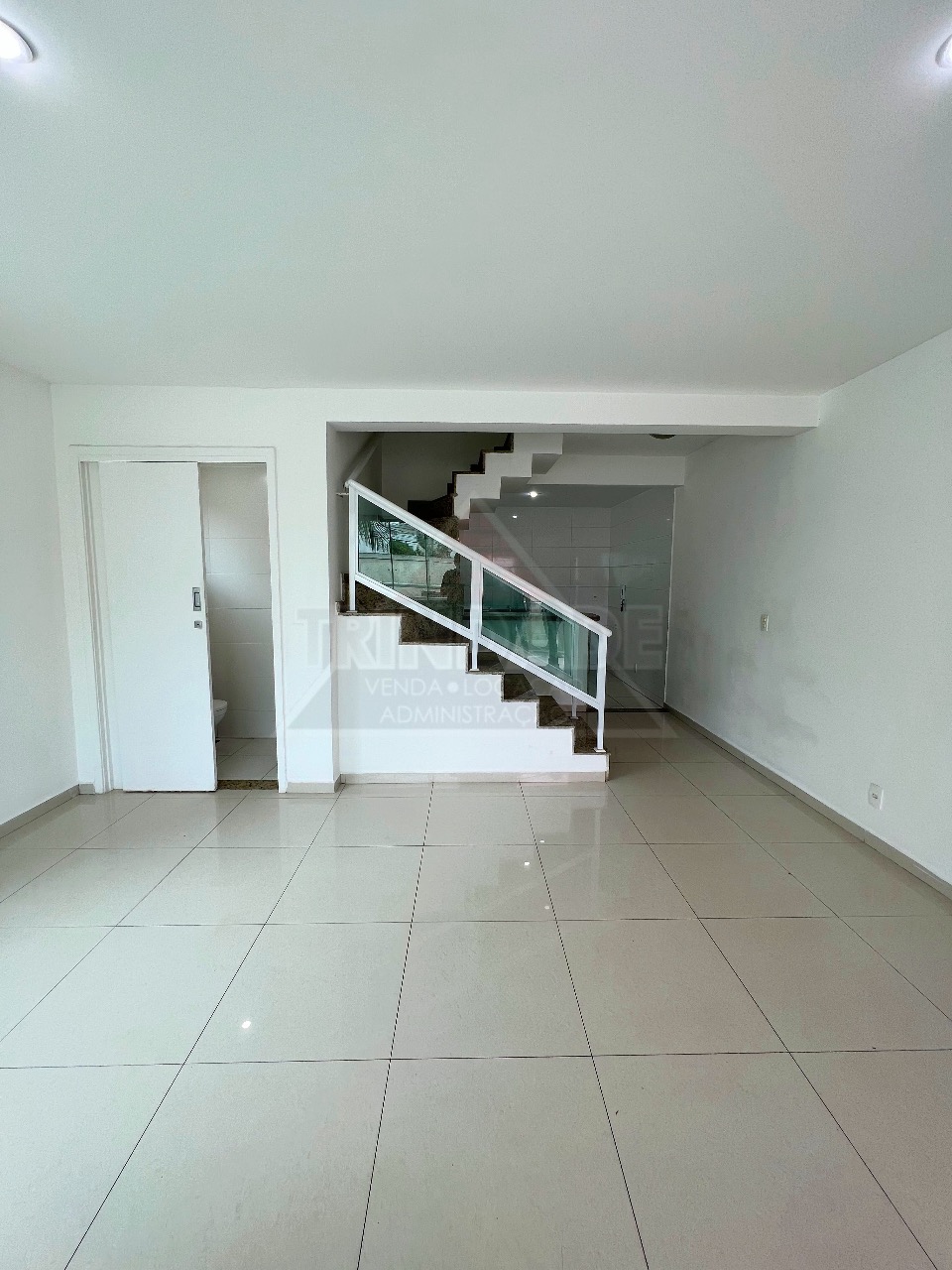 Apartamento à venda com 3 quartos, 153m² - Foto 1