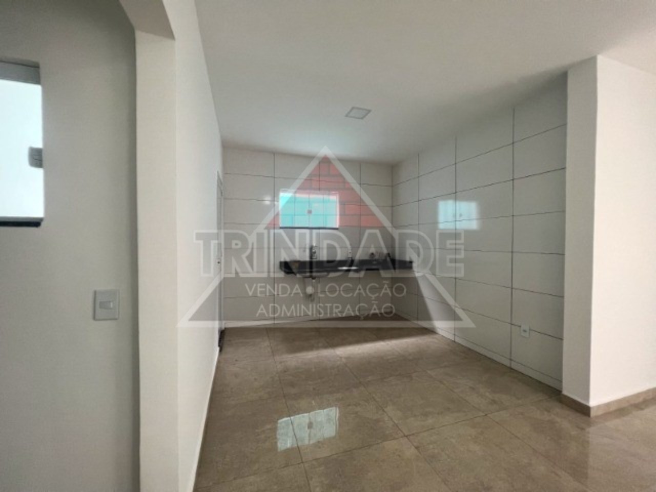 Casa à venda com 2 quartos, 200m² - Foto 9