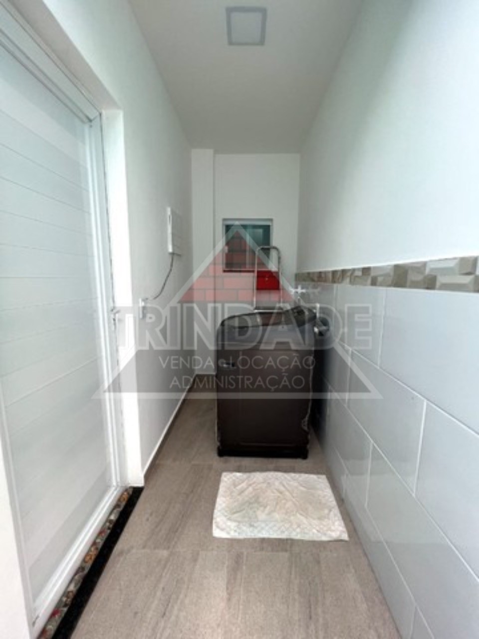 Casa à venda com 2 quartos, 200m² - Foto 11