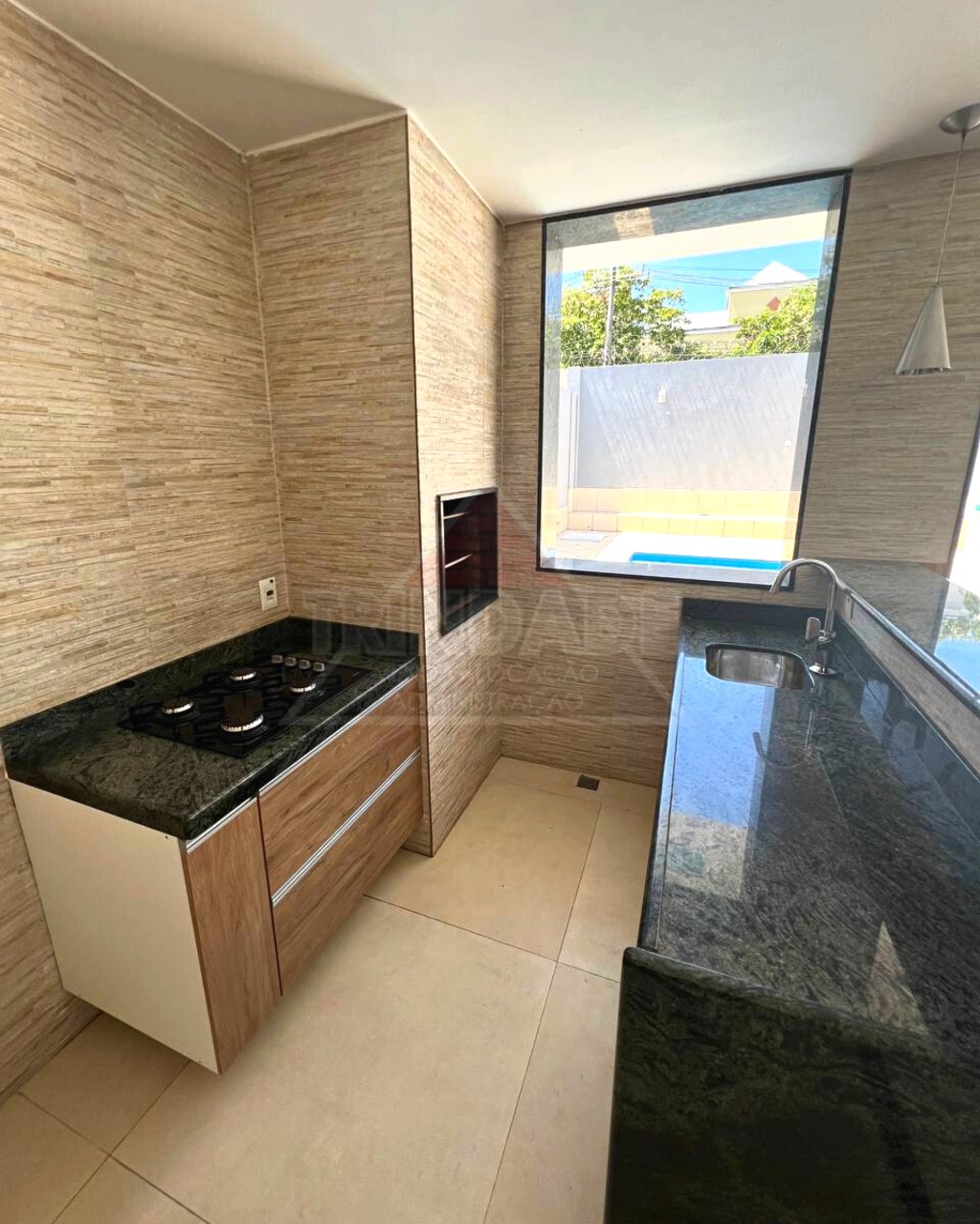 Casa à venda com 3 quartos, 300m² - Foto 13