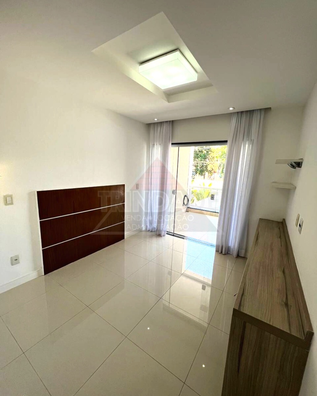 Casa à venda com 3 quartos, 300m² - Foto 10