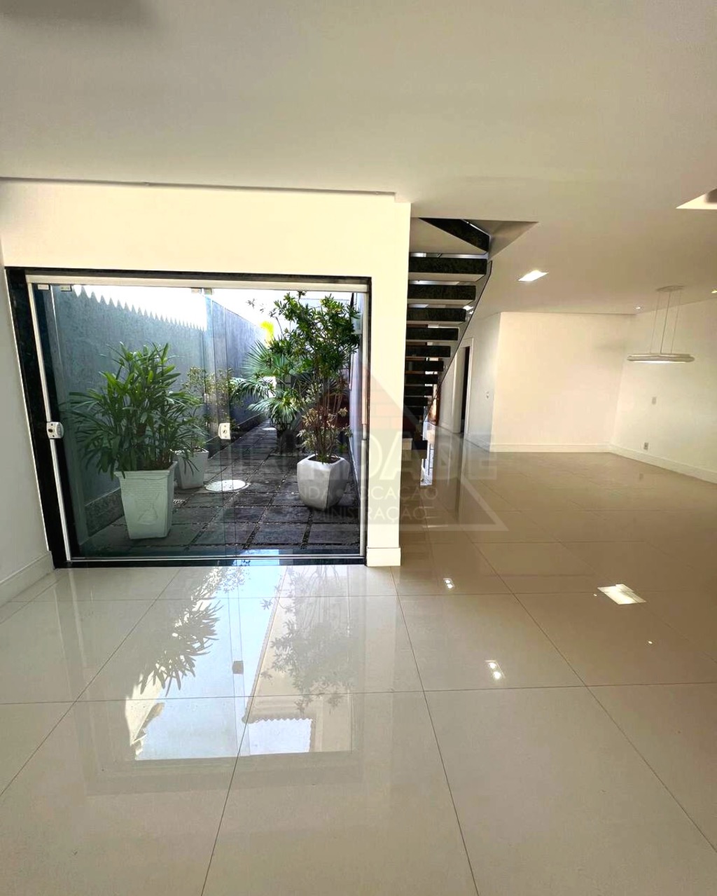 Casa à venda com 3 quartos, 300m² - Foto 39