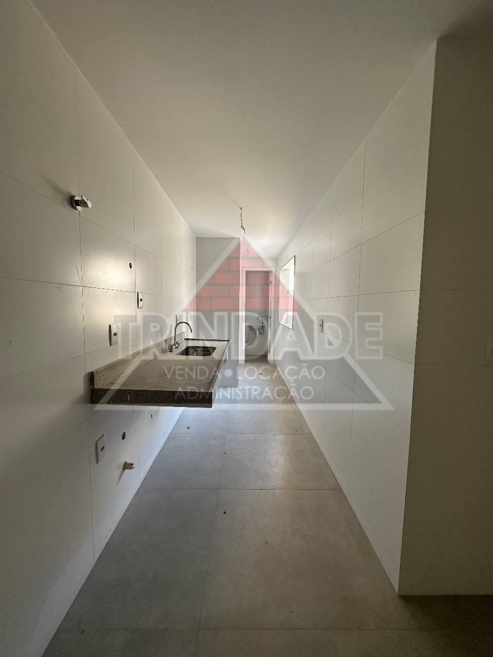 Apartamento à venda com 3 quartos, 117m² - Foto 3