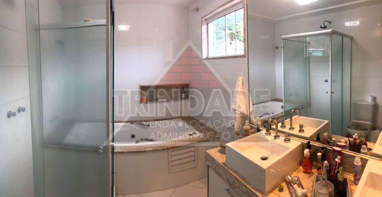 Casa à venda com 3 quartos, 200m² - Foto 31