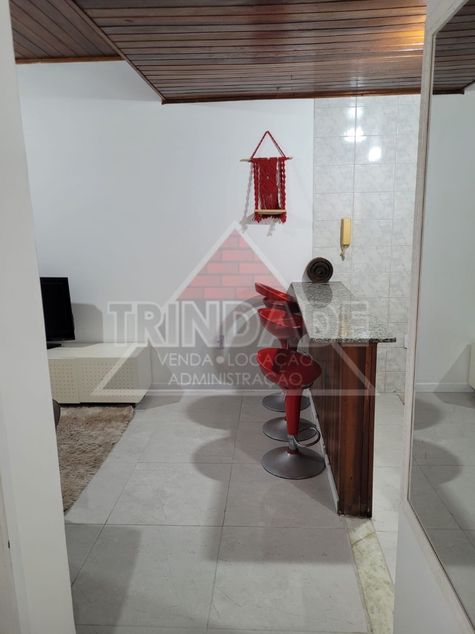 Apartamento à venda com 1 quarto, 40m² - Foto 1