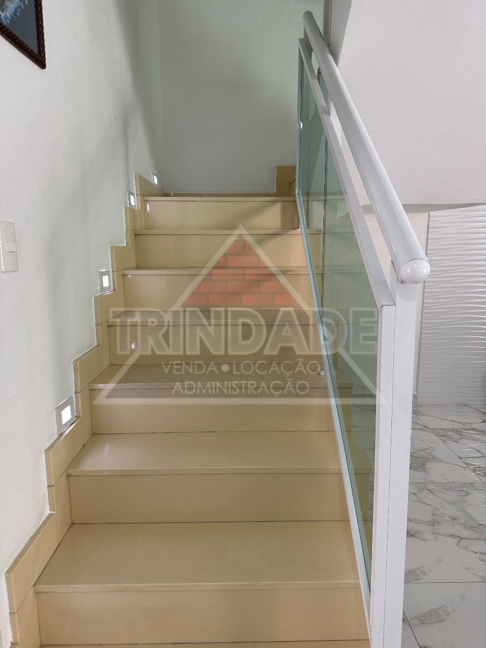 Casa à venda com 4 quartos, 180m² - Foto 12