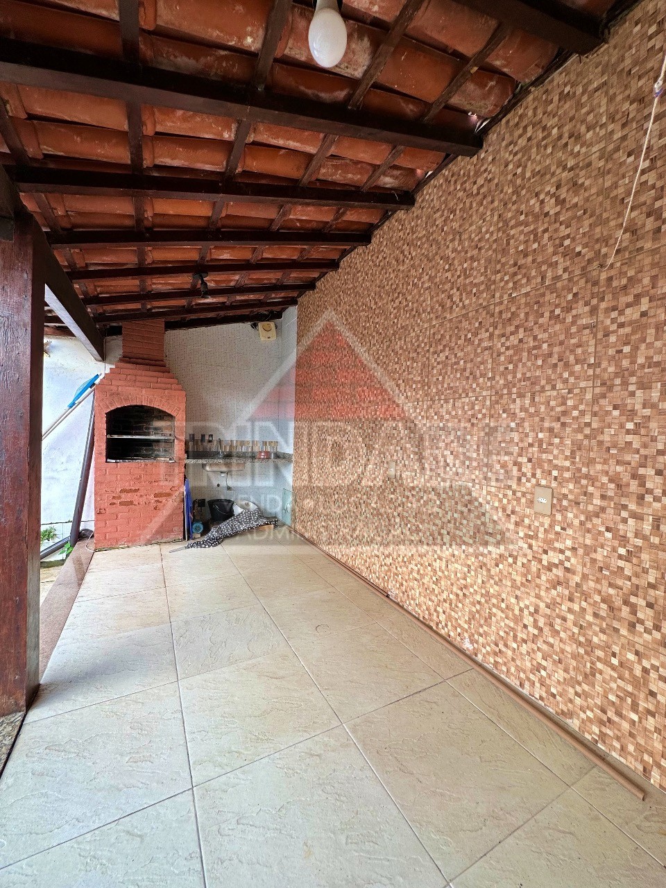 Casa à venda com 4 quartos, 220m² - Foto 16