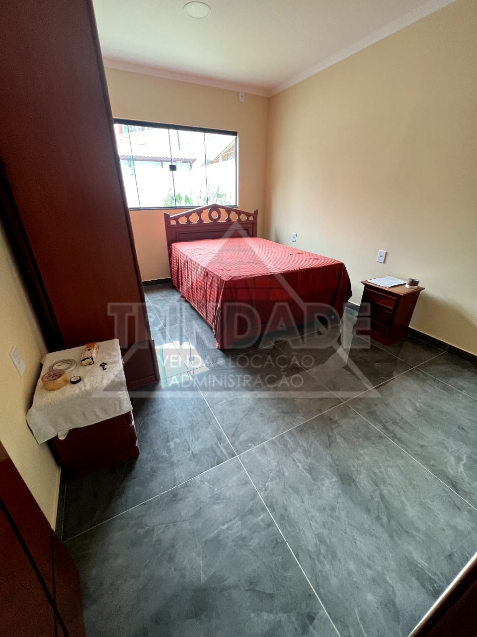 Casa à venda com 3 quartos, 450m² - Foto 3