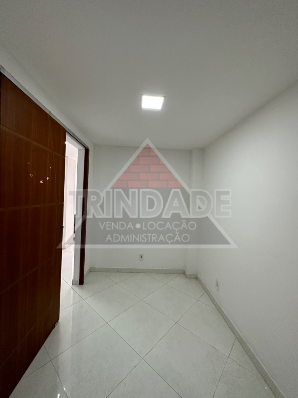 Apartamento à venda com 2 quartos, 60m² - Foto 11