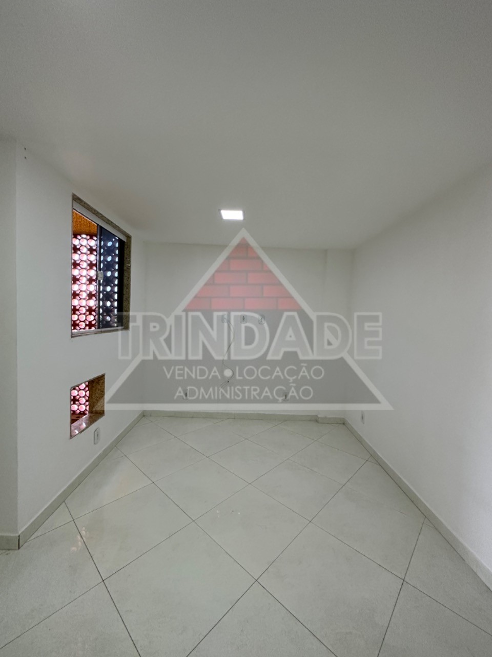 Apartamento à venda com 2 quartos, 60m² - Foto 15