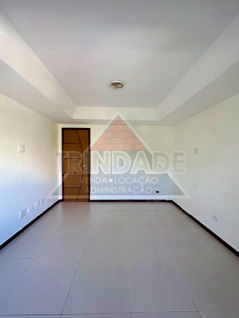 Casa à venda com 4 quartos, 220m² - Foto 7