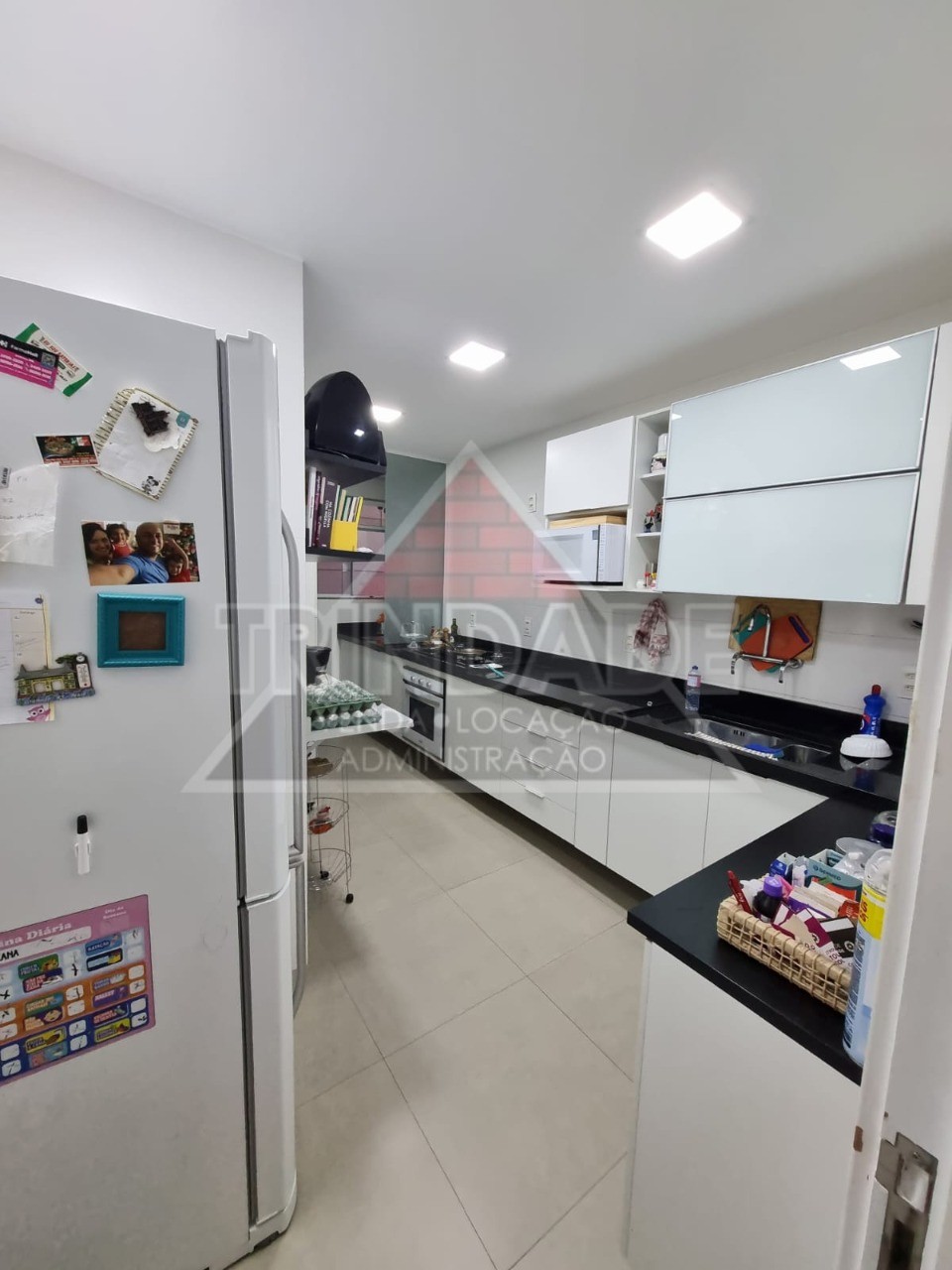 Apartamento à venda com 3 quartos, 101m² - Foto 11