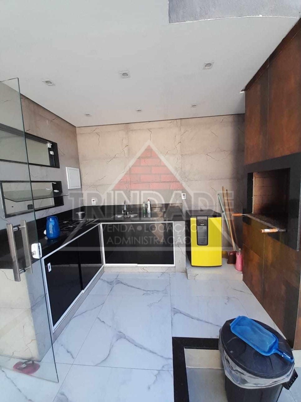 Casa à venda com 2 quartos, 115m² - Foto 8