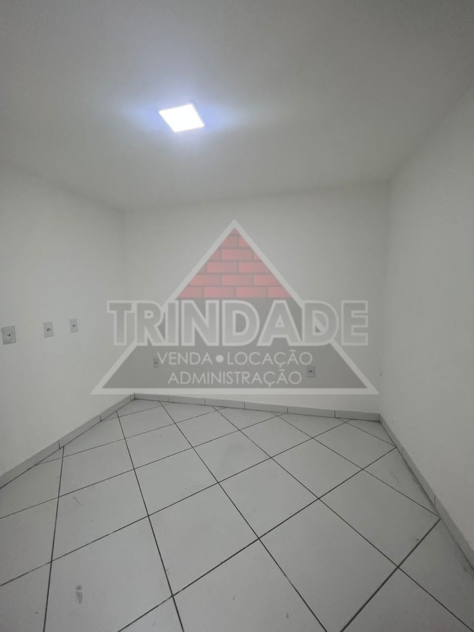 Apartamento para alugar com 2 quartos, 50m² - Foto 12