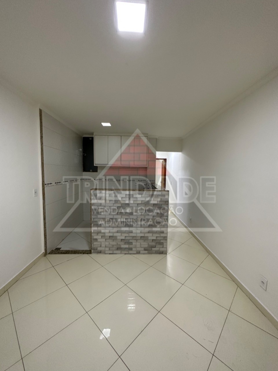 Apartamento para alugar com 1 quarto, 40m² - Foto 1