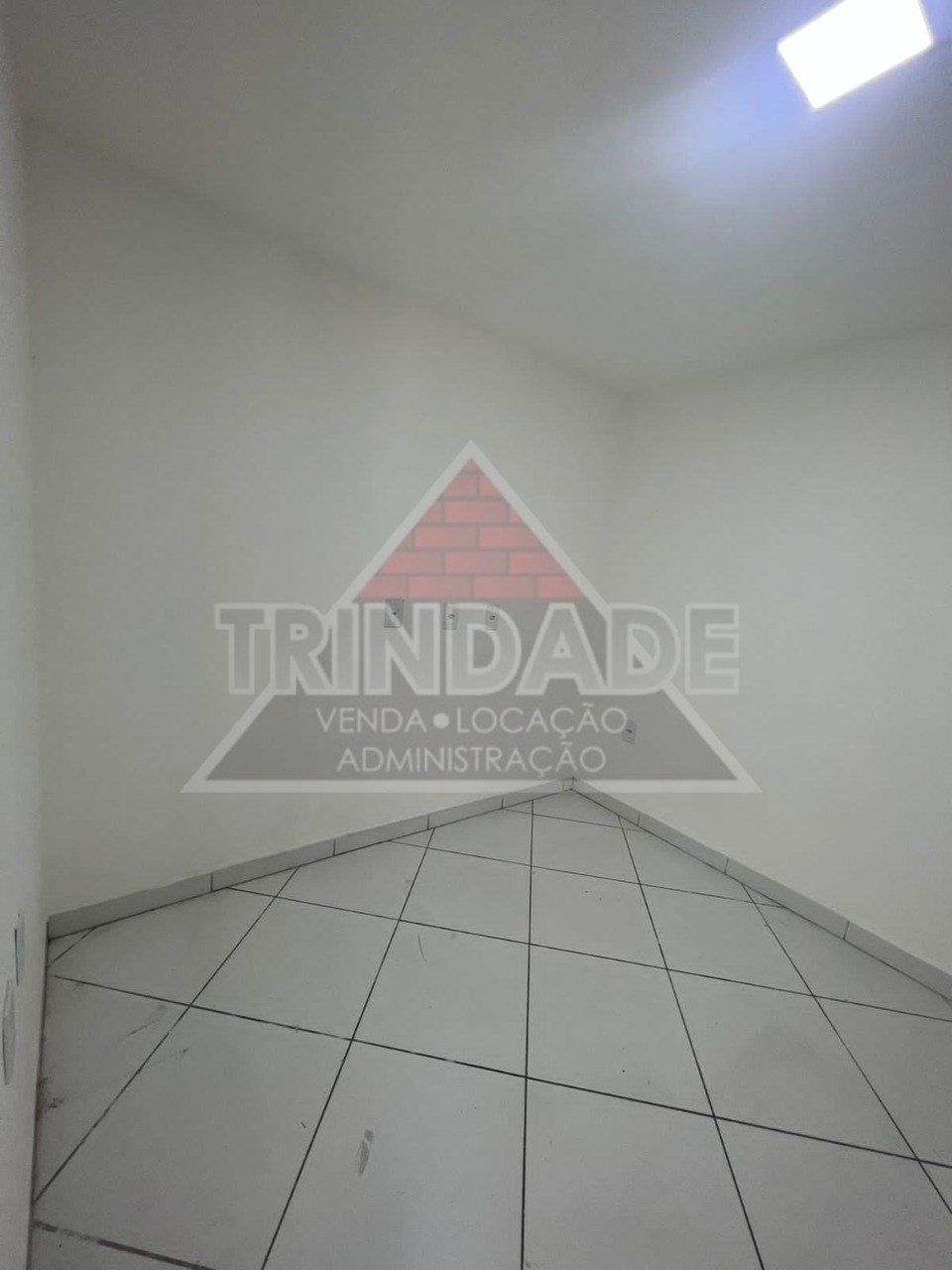 Apartamento para alugar com 2 quartos, 50m² - Foto 11