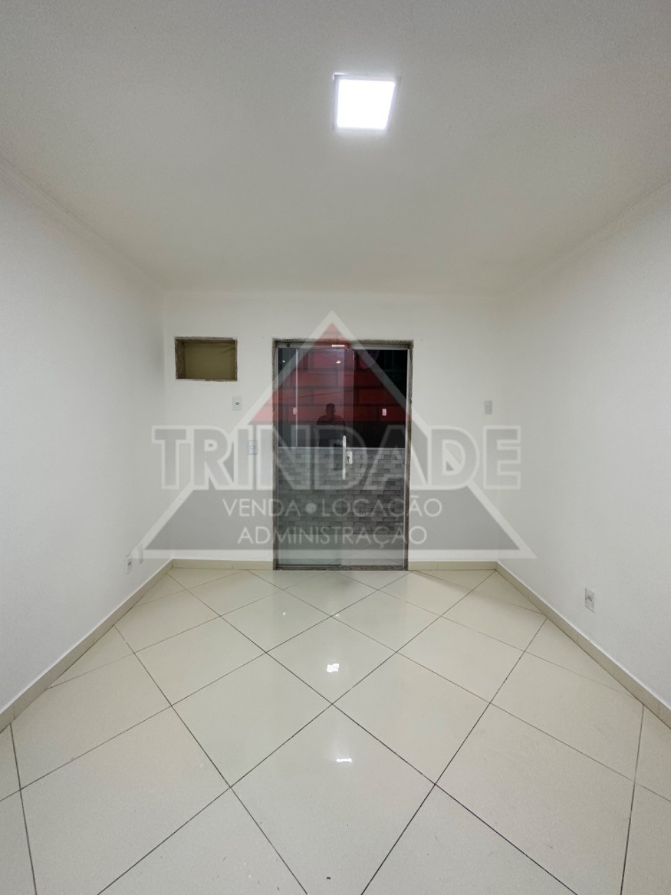 Apartamento para alugar com 1 quarto, 40m² - Foto 12