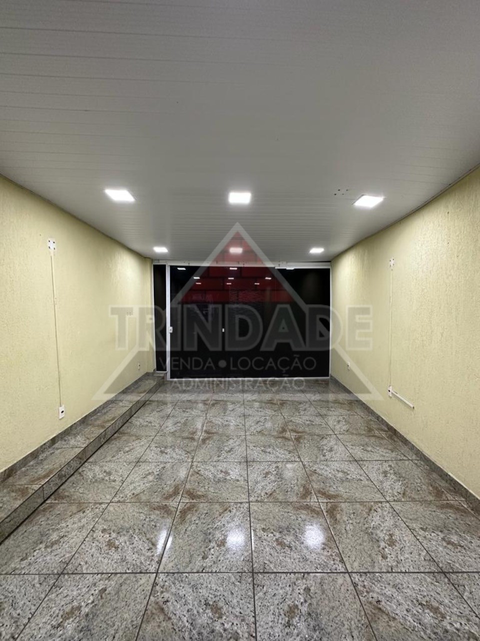 Loja-Salão à venda, 30m² - Foto 1