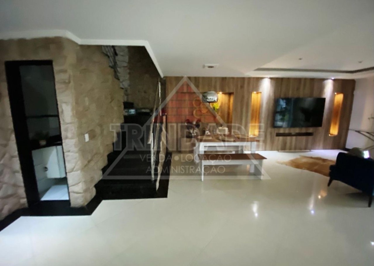 Casa à venda e aluguel com 4 quartos, 300m² - Foto 11