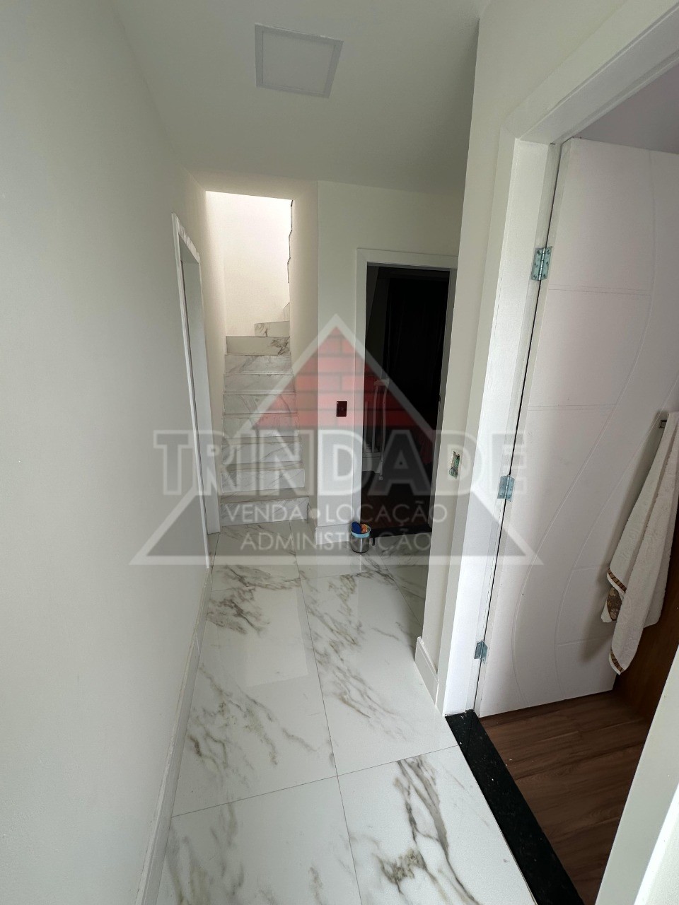 Casa à venda com 2 quartos, 120m² - Foto 17