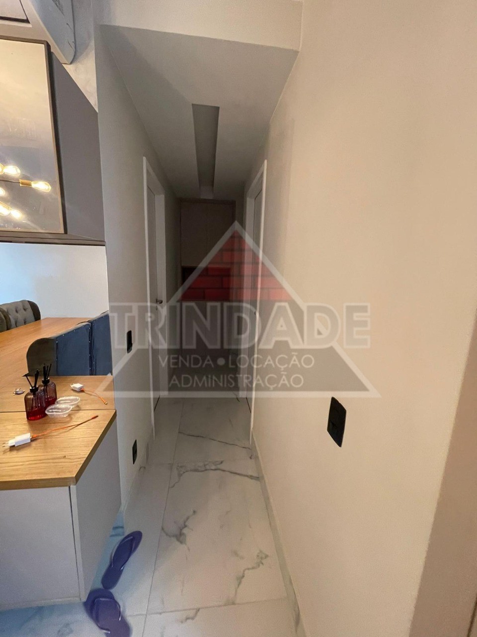 Apartamento à venda com 3 quartos, 86m² - Foto 2