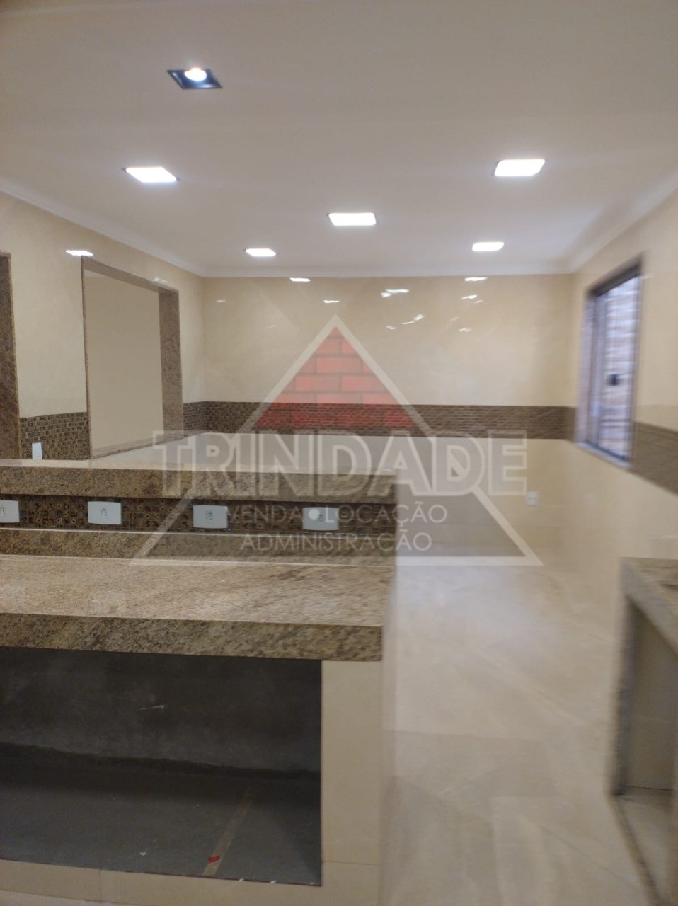 Casa à venda e aluguel com 5 quartos, 500m² - Foto 29