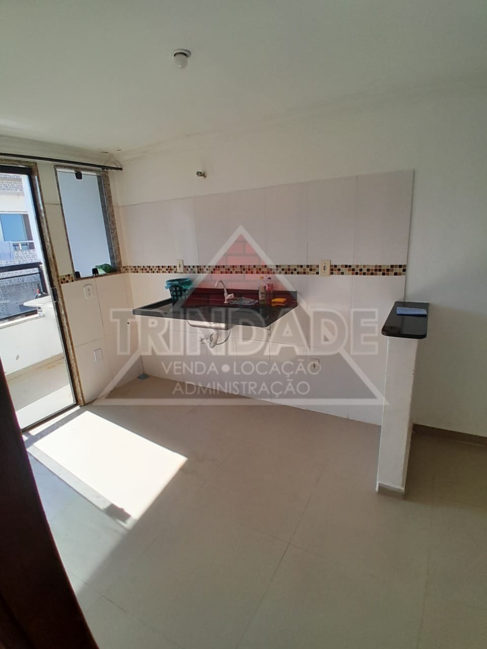 Apartamento à venda com 2 quartos, 60m² - Foto 4