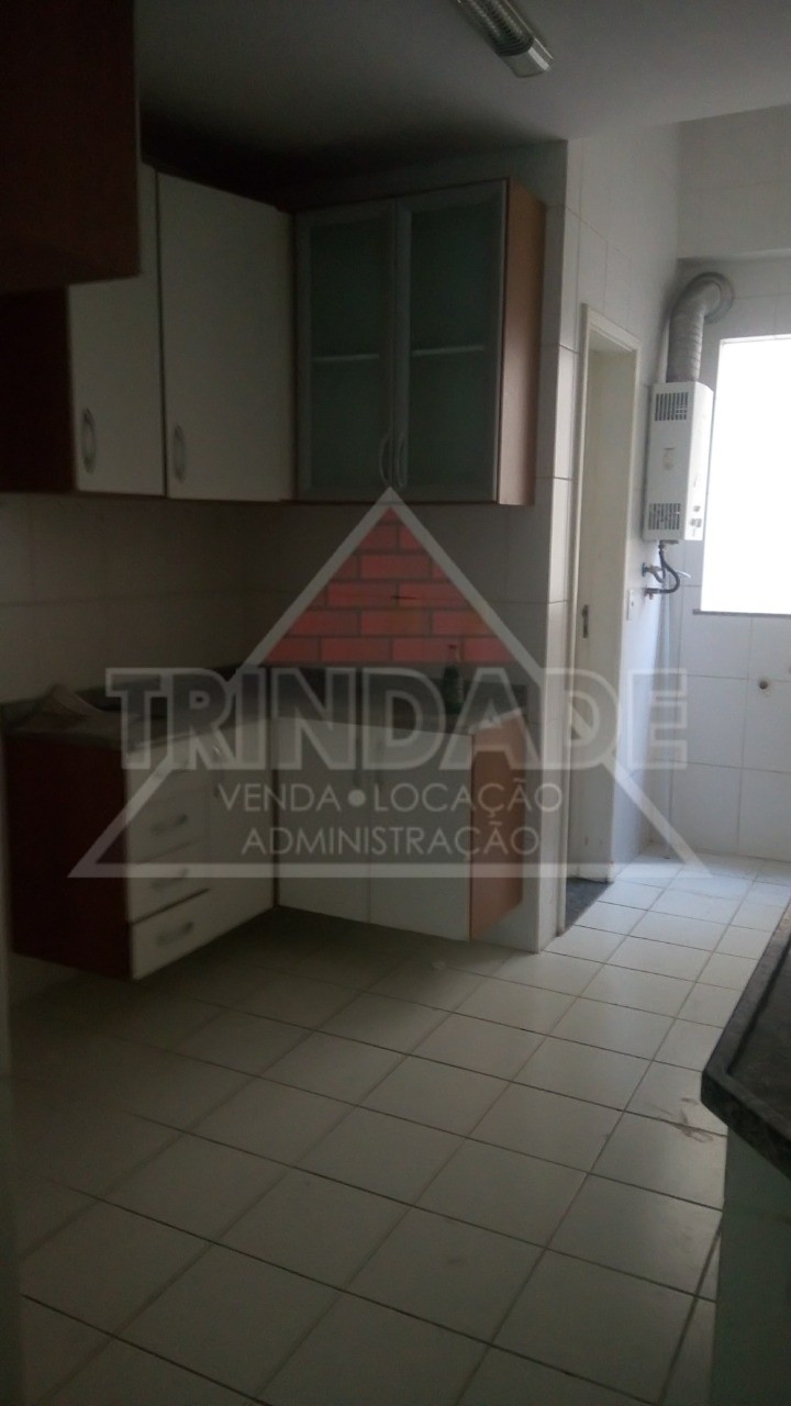 Apartamento à venda com 3 quartos, 80m² - Foto 3