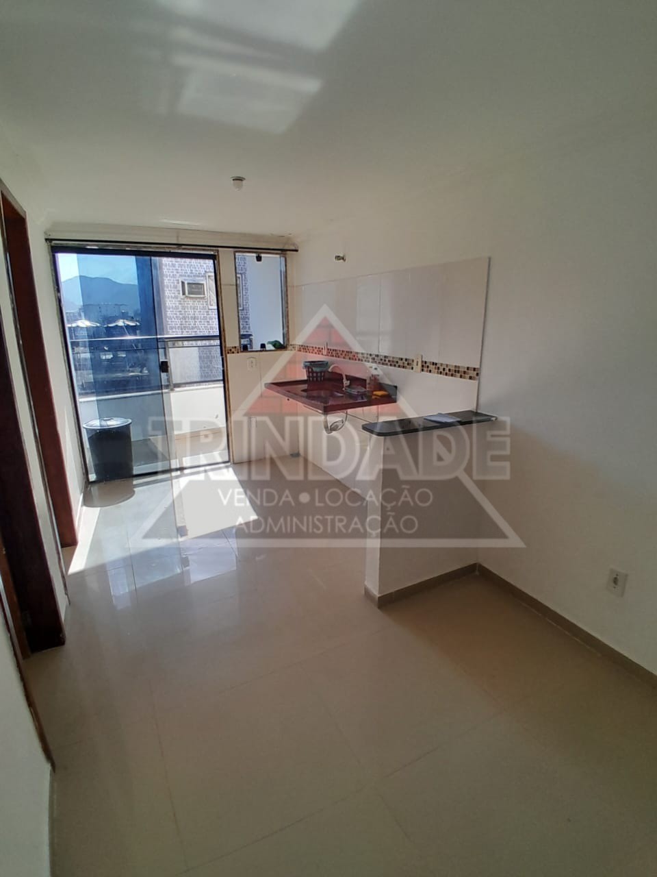 Apartamento à venda com 2 quartos, 60m² - Foto 5