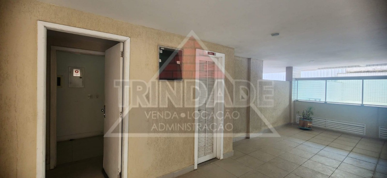 Apartamento à venda com 3 quartos, 114m² - Foto 2