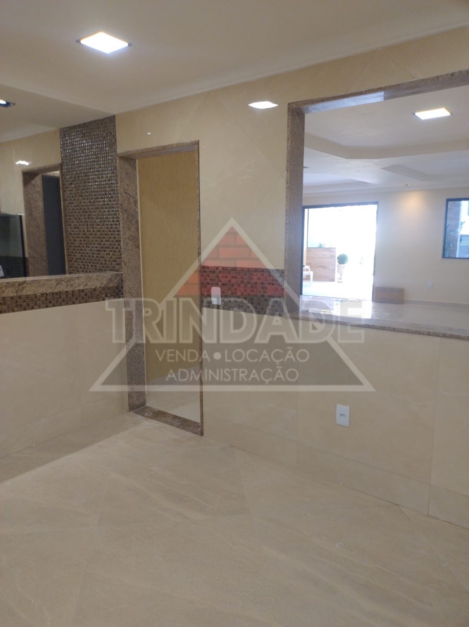 Casa à venda e aluguel com 5 quartos, 500m² - Foto 5