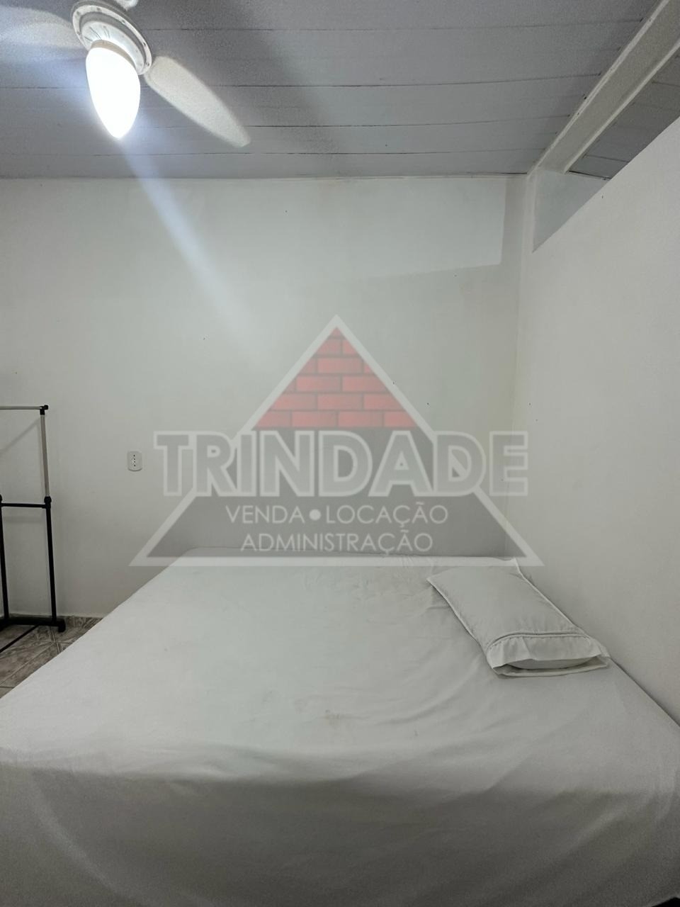 Apartamento à venda e aluguel com 2 quartos, 30m² - Foto 3