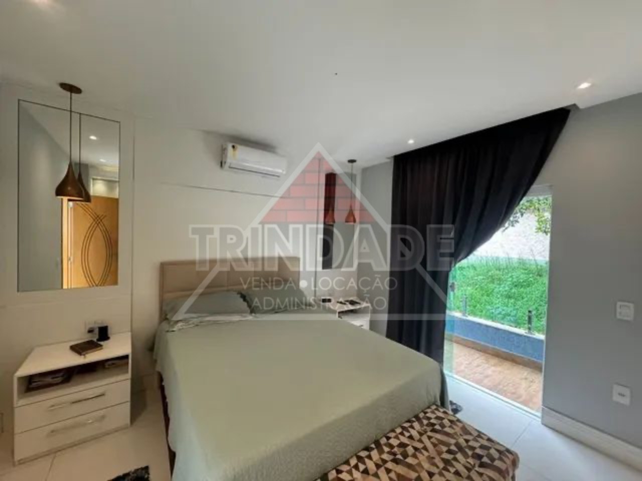 Casa à venda com 3 quartos, 220m² - Foto 9