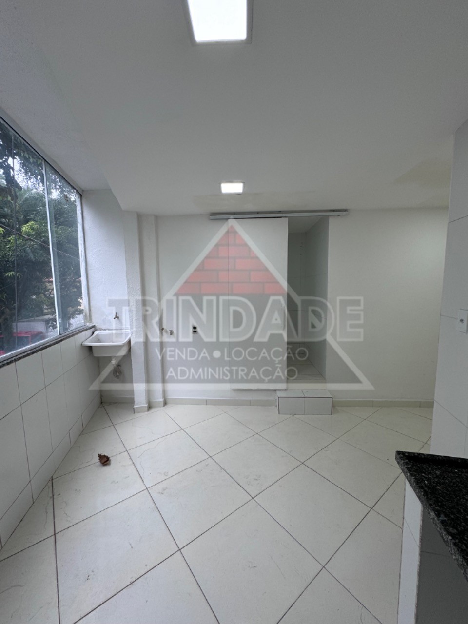 Apartamento à venda com 2 quartos, 45m² - Foto 1